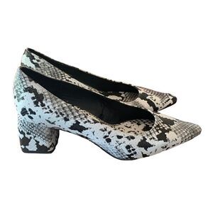 ZARA Woman Snakeskin Block Heel Pointed Toe Shoe Sz 37 6.5